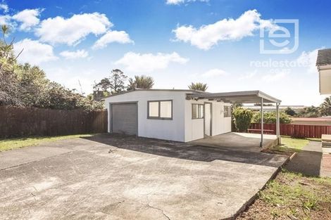Photo of property in 90 Divich Avenue, Te Atatu South, Auckland, 0602
