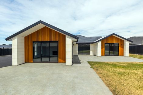 Photo of property in 25 Lazarette Loop, Gleniti, Timaru, 7910