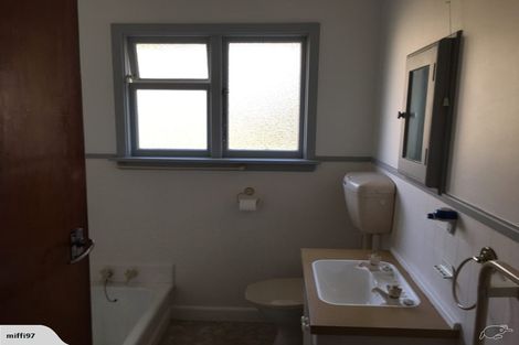 Photo of property in 114a Somerfield Street, Somerfield, Christchurch, 8024