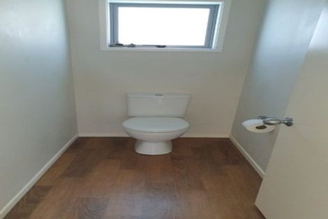 Photo of property in 3 Gazelle Avenue, Beach Haven, Auckland, 0626