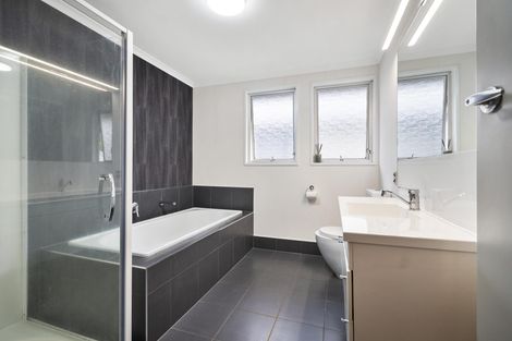 Photo of property in 45 Maxwells Line, Awapuni, Palmerston North, 4412