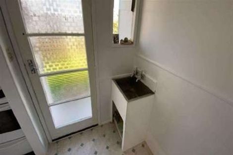 Photo of property in 53 Favona Road, Favona, Auckland, 2024