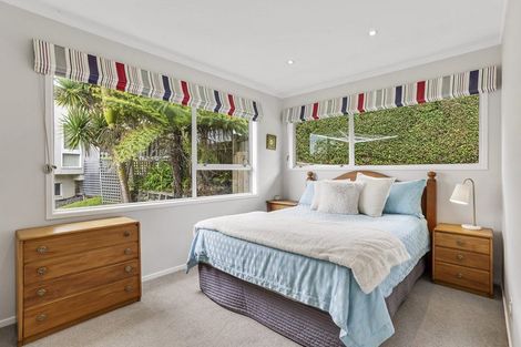 Photo of property in 26 Coromandel Crescent, Mairangi Bay, Auckland, 0630