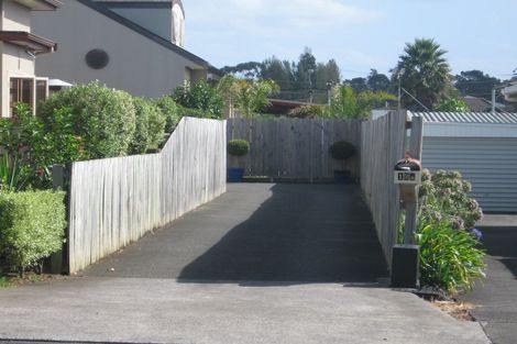 Photo of property in 2/12 Brook Street, Milford, Auckland, 0620
