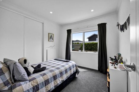 Photo of property in 5a Hinz Lane, Bell Block, New Plymouth, 4312