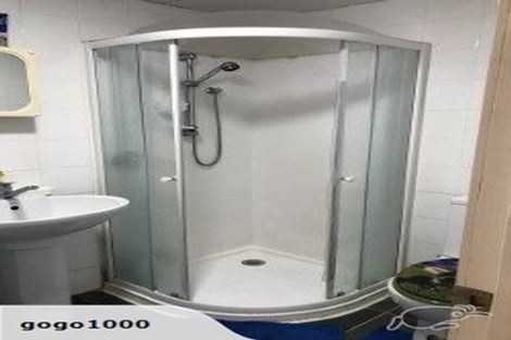 Photo of property in 21 Oaktree Avenue, Browns Bay, Auckland, 0630