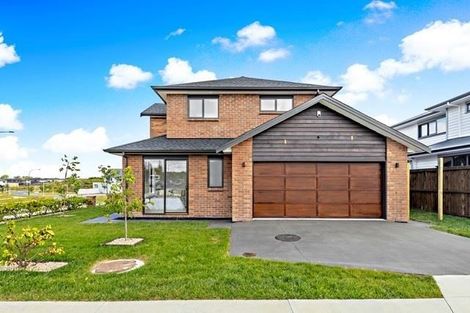 Photo of property in 37 Papareia Road, Karaka, Papakura, 2113