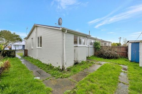 Photo of property in 21 Ealing Street, Redwood, Christchurch, 8051