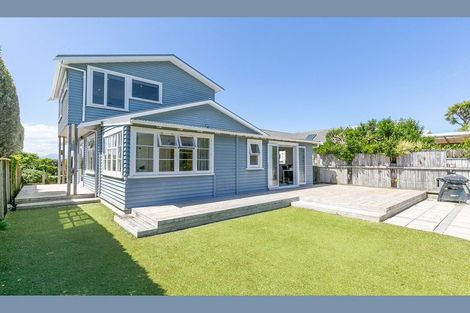 Photo of property in 44 Mortimer Terrace, Aro Valley, Wellington, 6021