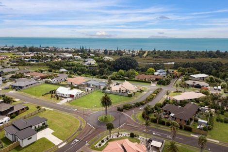 Photo of property in 2 Sea Vista, Athenree, Waihi Beach, 3177