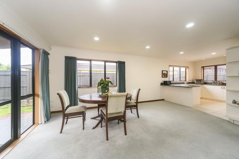 Photo of property in 4 Jensen Street, Hokowhitu, Palmerston North, 4410