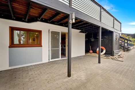 Photo of property in 14 Ebony Place, Massey, Auckland, 0614