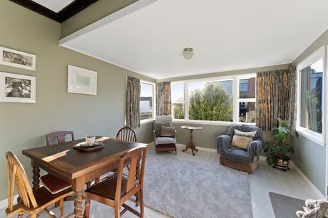 Photo of property in 16 Birdwood Avenue, Moturoa, New Plymouth, 4310