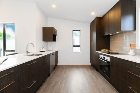 Photo of property in 18b Arataki Views Way, Glen Eden, Auckland, 0602