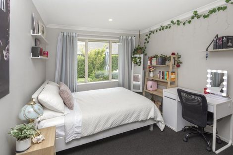 Photo of property in 2 Rossall Crescent, Rolleston, 7615