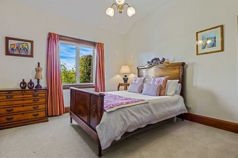 Photo of property in 7 Thorrington Road, Cashmere, Christchurch, 8022
