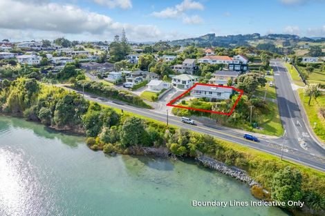 Photo of property in 32 Wainui Road, Raglan, 3225
