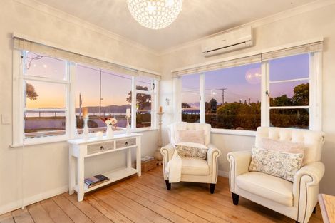 Photo of property in 96 Marine Parade, Paraparaumu Beach, Paraparaumu, 5032