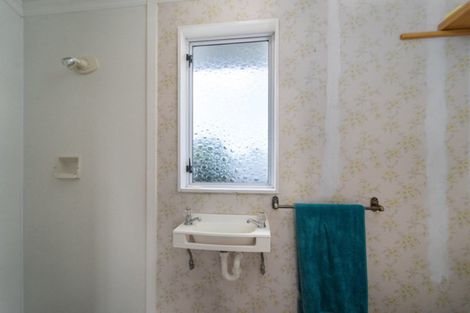 Photo of property in 80 Naples Street, Martinborough, 5711