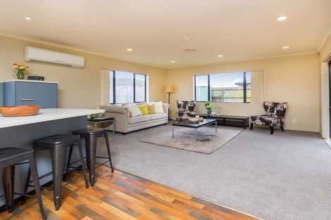 Photo of property in 32 Thomas Road, Flat Bush, Auckland, 2019