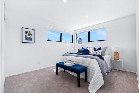 Photo of property in 35 Carder Court, Hobsonville, Auckland, 0618