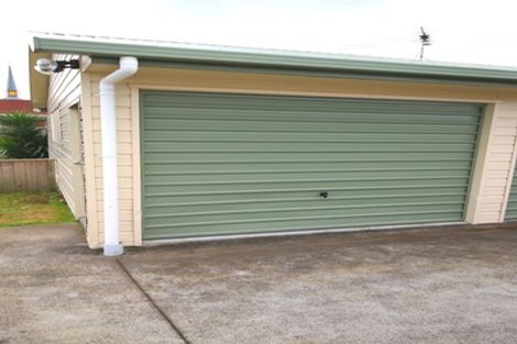 Photo of property in 27a West Coast Road, Glen Eden, Auckland, 0602