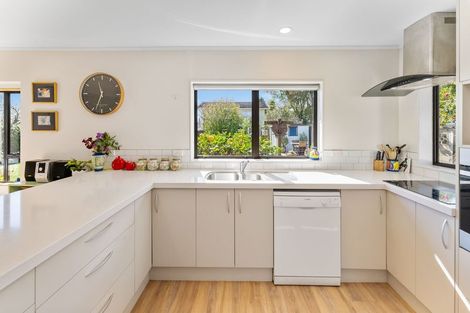 Photo of property in 14 Hereford Street, Stoke, Nelson, 7011