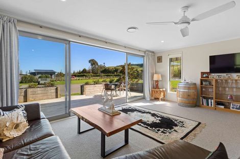 Photo of property in 662 No 3 Line, Okoia, Wanganui, 4582