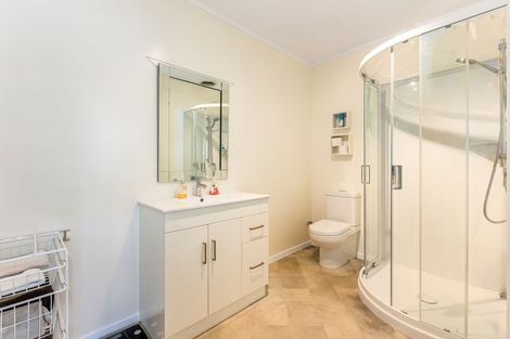 Photo of property in 25 James Cook Drive, Whitby, Porirua, 5024