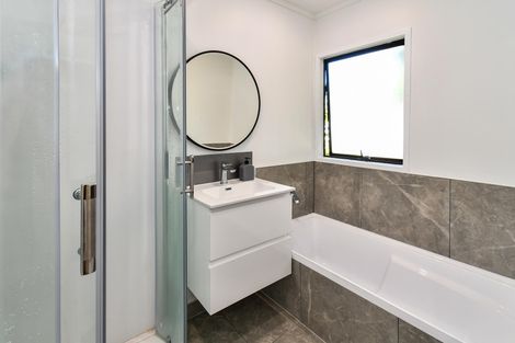 Photo of property in 129 Finlayson Avenue, Clendon Park, Auckland, 2103