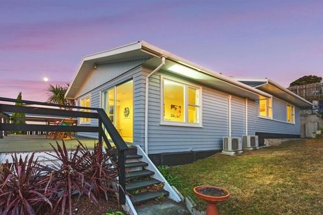 Photo of property in 129 Conclusion Street, Ascot Park, Porirua, 5024