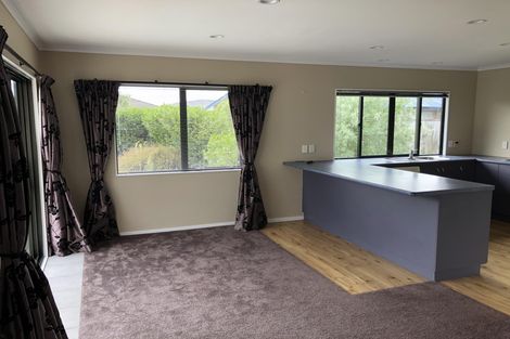 Photo of property in 115 Schnell Drive, Kelvin Grove, Palmerston North, 4414