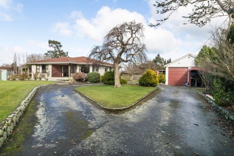 Photo of property in 21 Taradale Road, Dannevirke, 4930