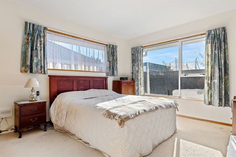 Photo of property in 2/172 Cashmere Road, Hoon Hay, Christchurch, 8025