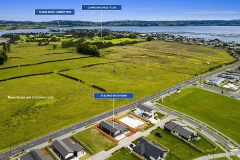 Photo of property in 75 Clarks Beach Road, Clarks Beach, 2122