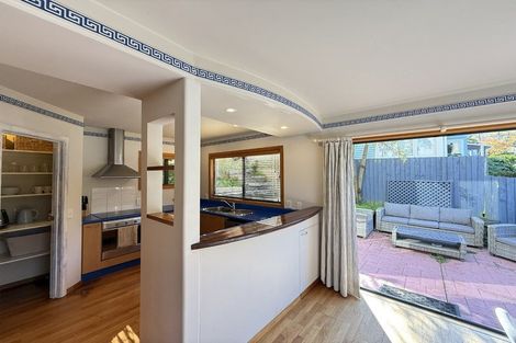 Photo of property in 37 Cornwall Road, Lyttelton, 8082