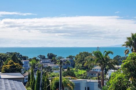 Photo of property in 22a Eastcliffe Road, Castor Bay, Auckland, 0620