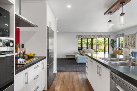 Photo of property in 87 Puhirake Crescent, Pyes Pa, Tauranga, 3112