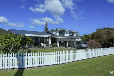 Photo of property in 74 Hall Street, Cobden, Greymouth, 7802