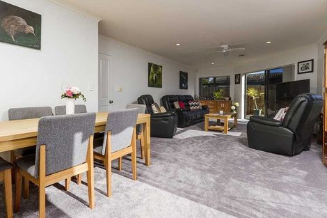 Photo of property in 2 Milton Road, Orewa, 0931