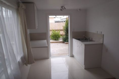 Photo of property in 1/59 Glendale Road, Glen Eden, Auckland, 0602