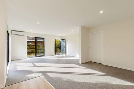 Photo of property in 12a Bluefin Way, West Harbour, Auckland, 0618
