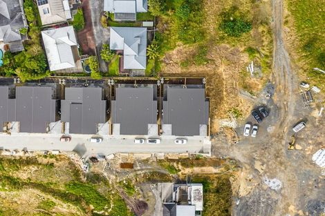 Photo of property in 8 Monstedt Terrace, Windsor Park, Auckland, 0632