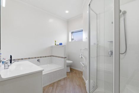 Photo of property in 6a Taramea Rise, Pyes Pa, Tauranga, 3112