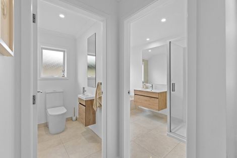 Photo of property in 31 Freedom Drive, Kelvin Grove, Palmerston North, 4414