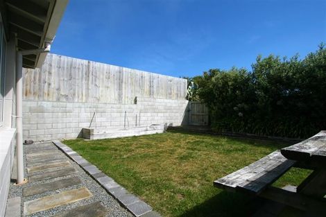 Photo of property in 2/372 Marine Parade, South New Brighton, Christchurch, 8062
