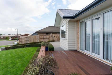 Photo of property in 35 Masefield Terrace, Kelvin Grove, Palmerston North, 4414