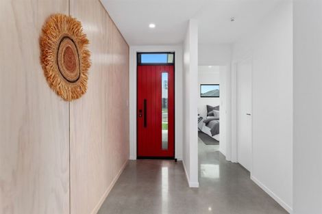 Photo of property in 16 Kakariki Drive, Coastlands, Whakatane, 3120