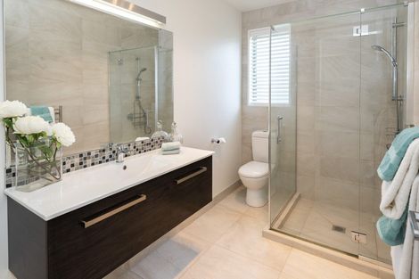 Photo of property in 8 Defender Crescent, Beachlands, Auckland, 2018