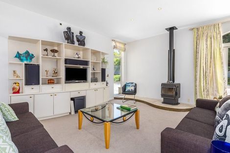 Photo of property in Lochlands, 377 Grays Road, Pauatahanui, Porirua, 5381